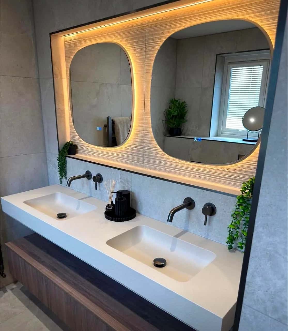 Fitted bathroom renovation (photo 39)