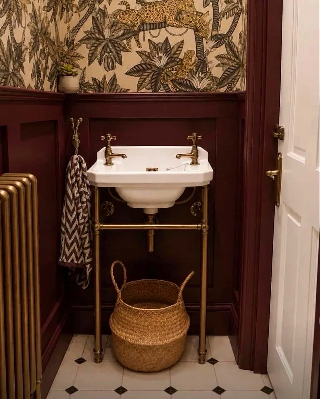 Fitted bathroom renovation (photo 27)
