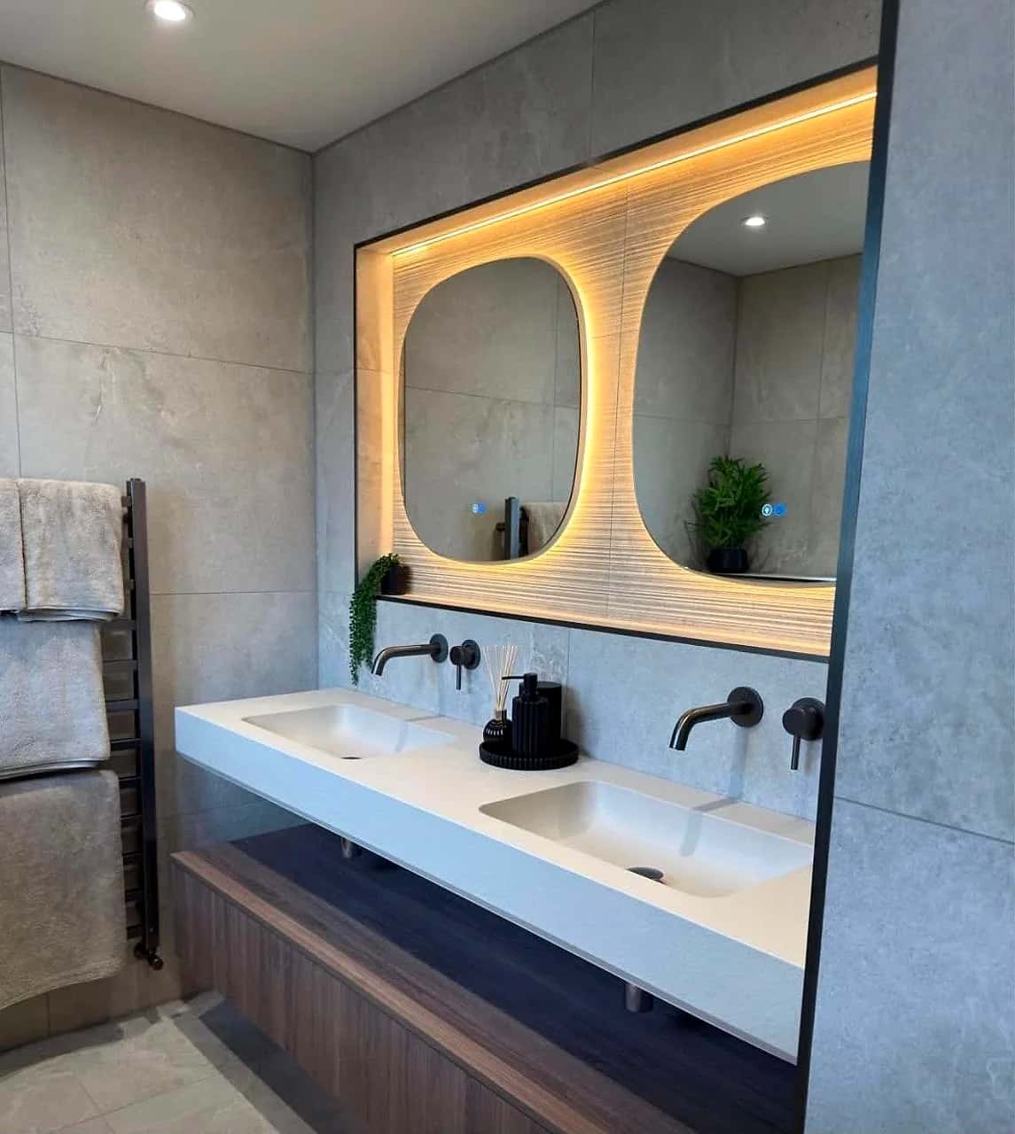 Fitted bathroom renovation (photo 26)