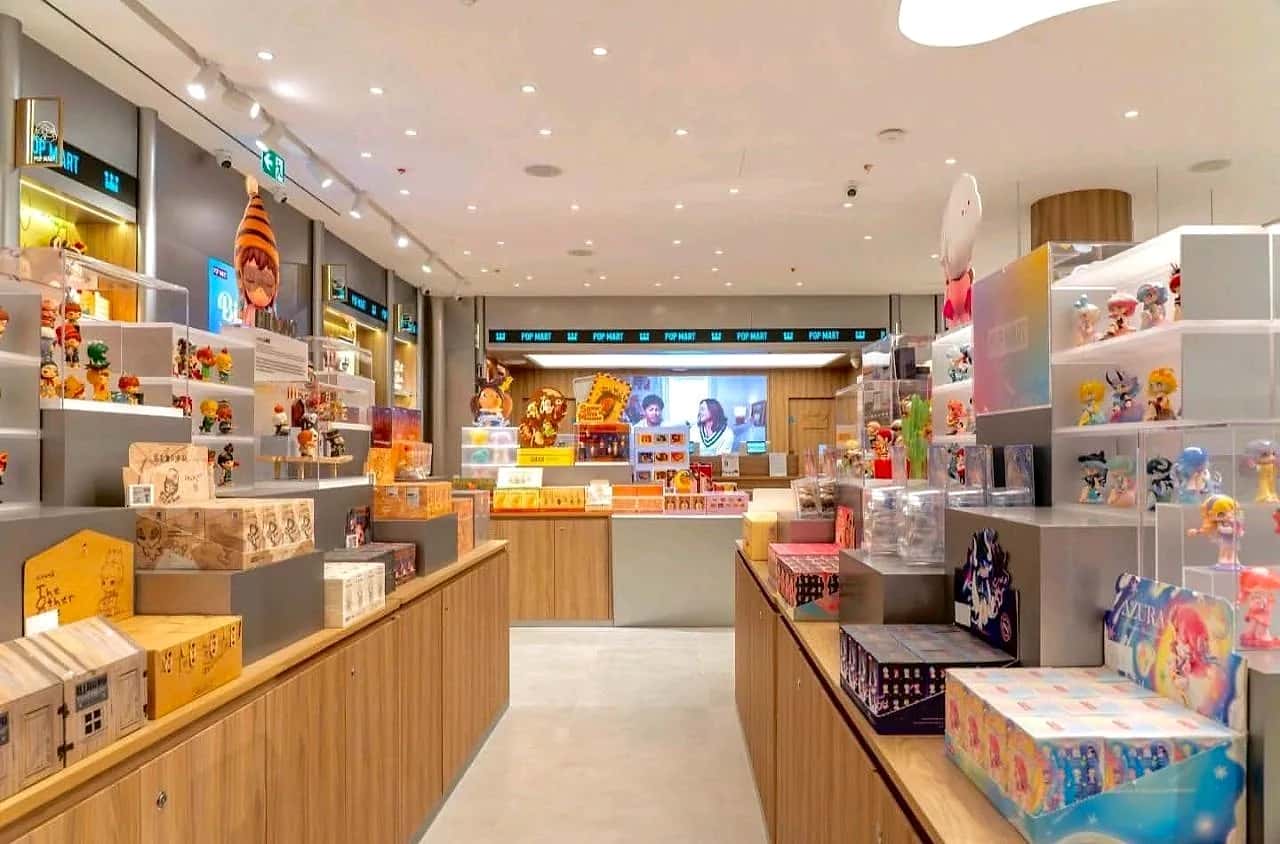 Pop Mart store fit-out in Oxford (photo 23)