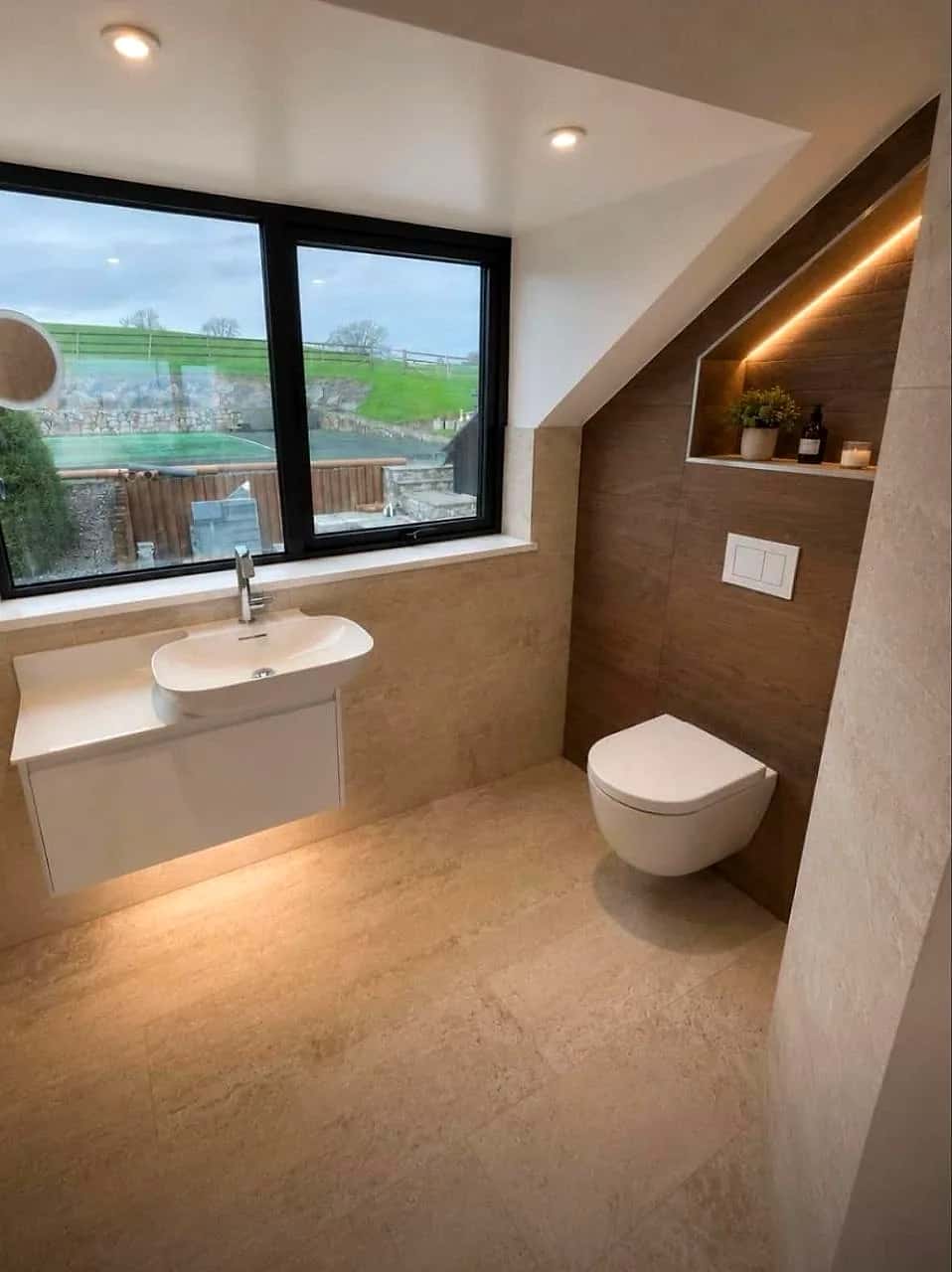 Fitted bathroom renovation (photo 14)