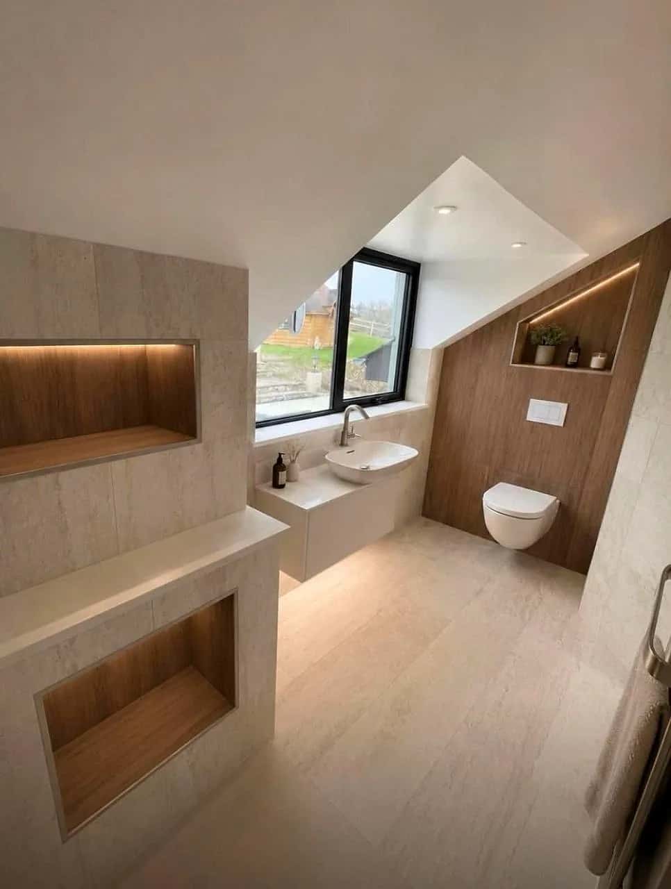Fitted bathroom renovation (photo 12)