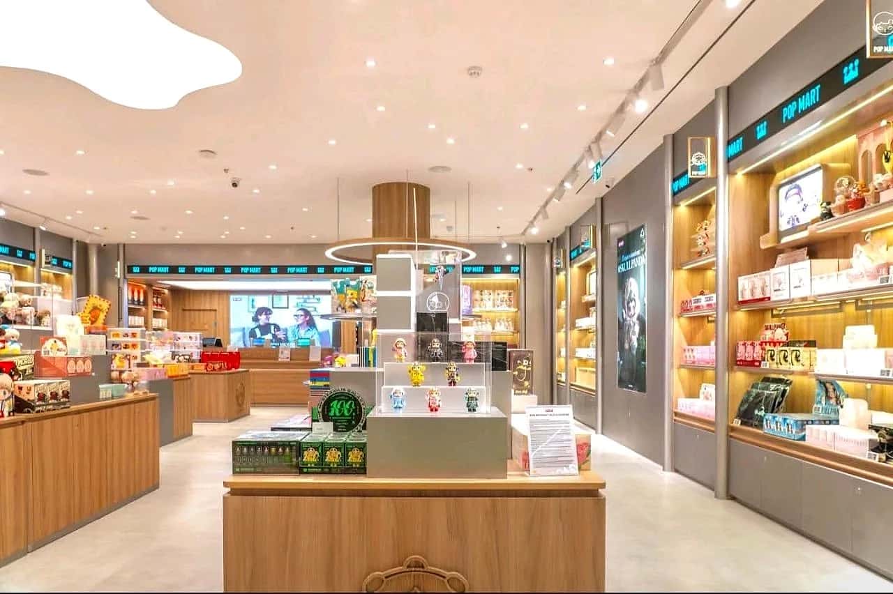 Pop Mart store fit-out in Oxford (photo 7)