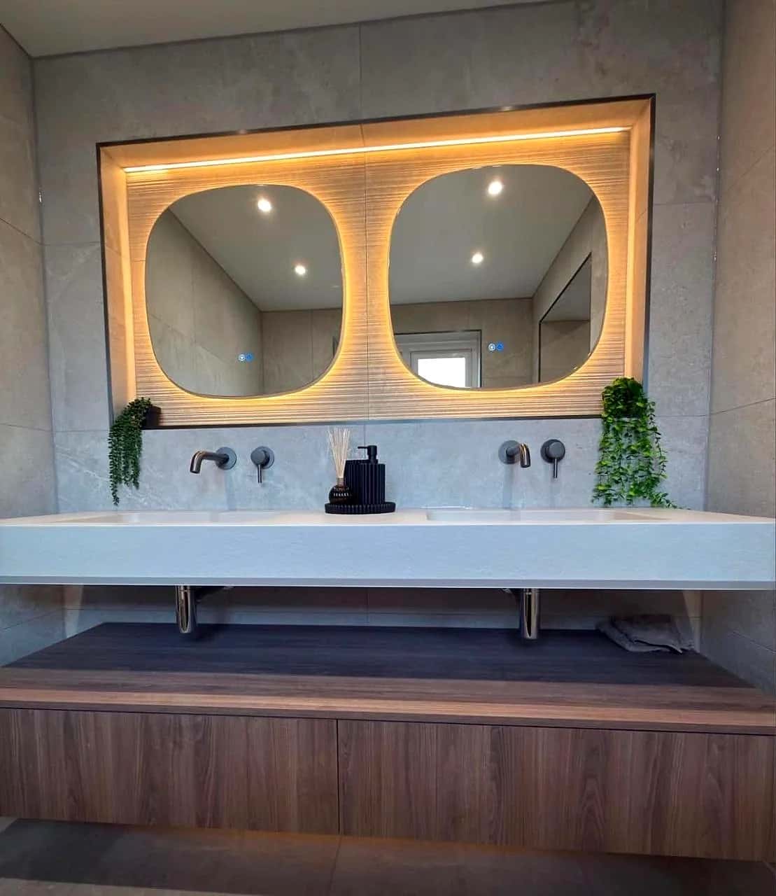 Fitted bathroom renovation (photo 6)
