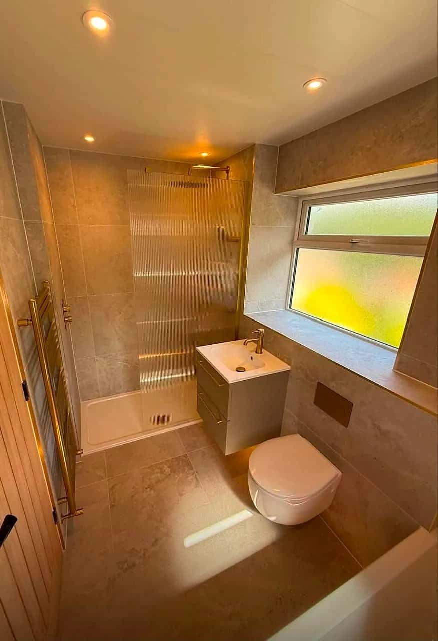 Fitted bathroom renovation (photo 30)