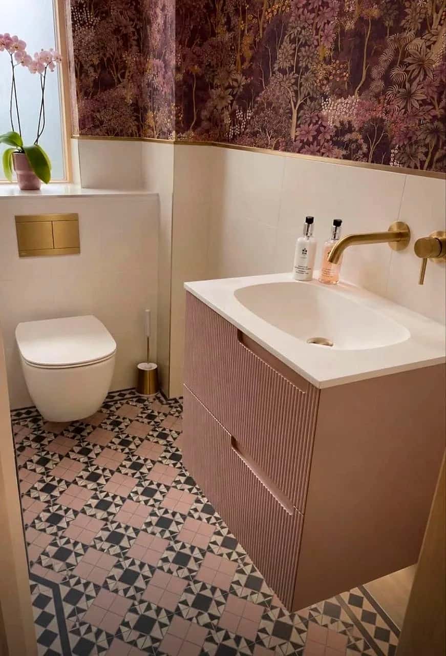 Fitted bathroom renovation (photo 10)