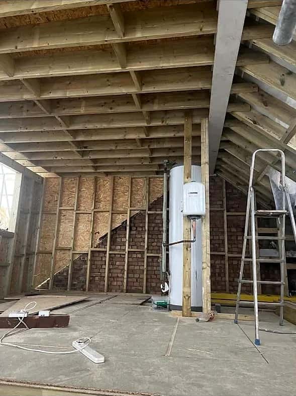 Loft conversion with dormer (photo 12)