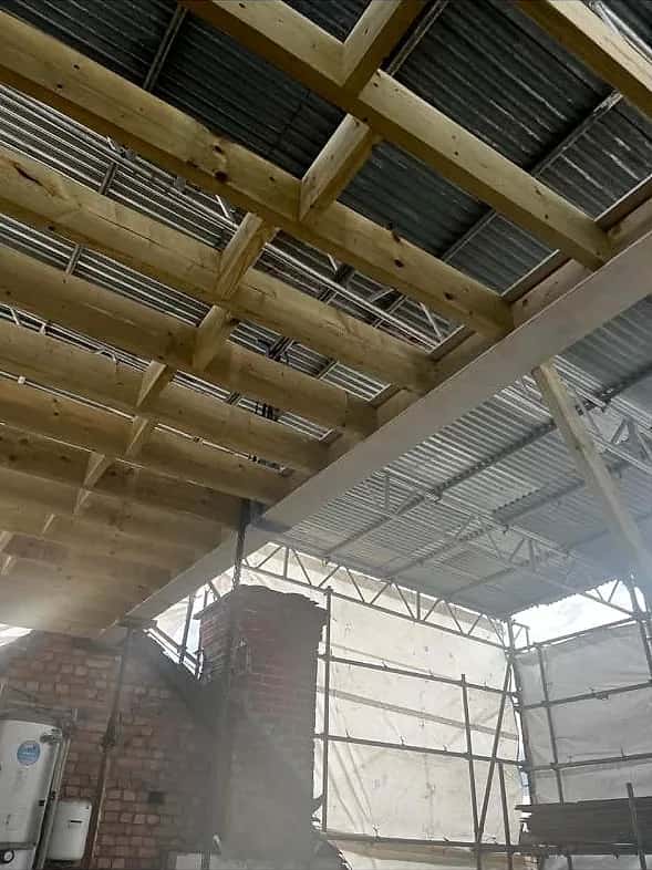 Loft conversion with dormer (photo 11)