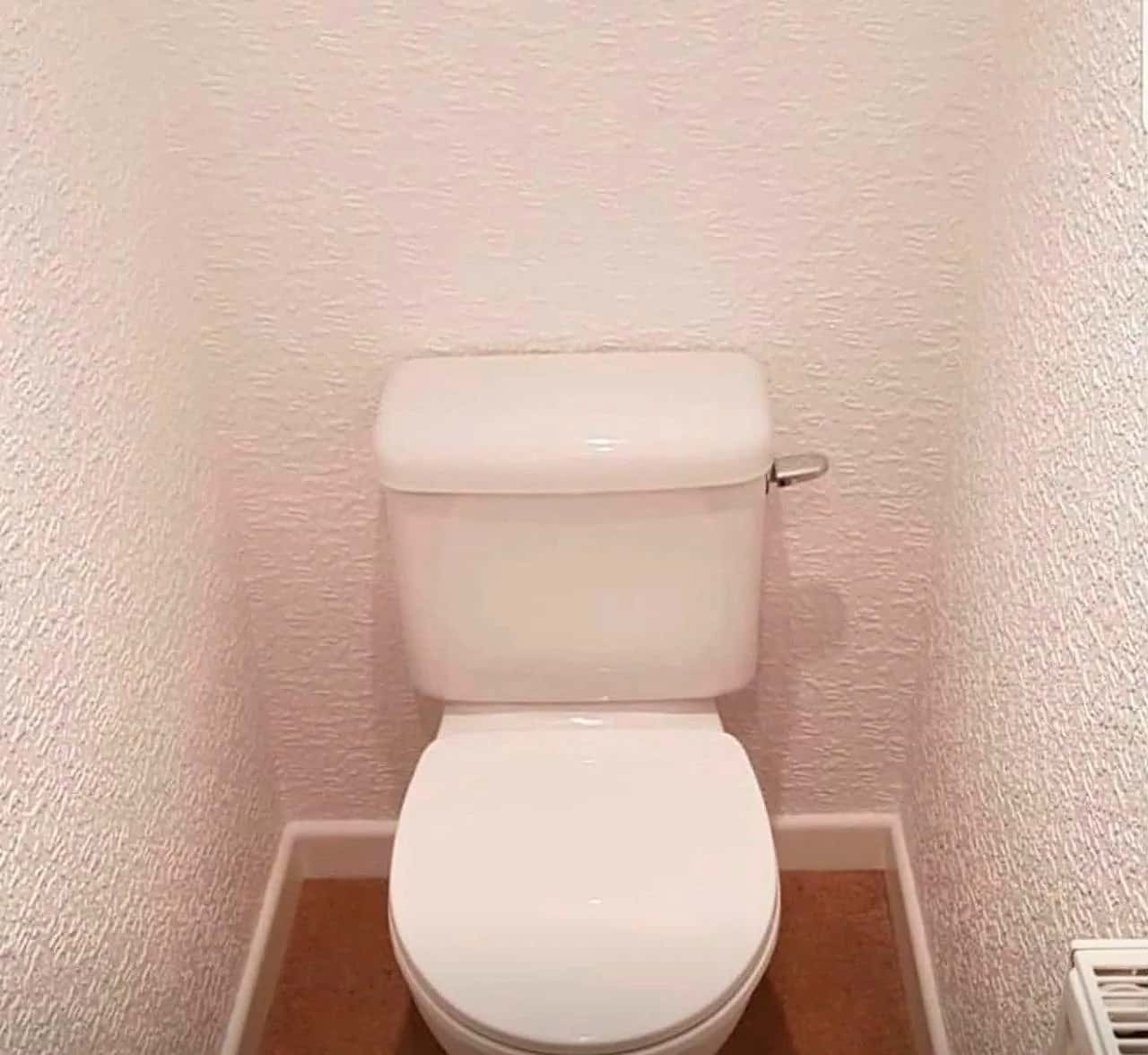 Fitted bathroom renovation (photo 1)