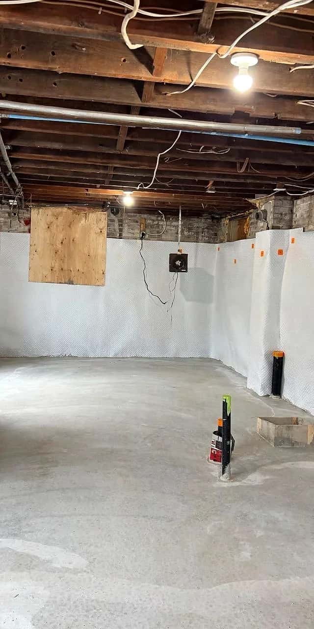 Structural underpinning works — basement & tanking (photo 8)